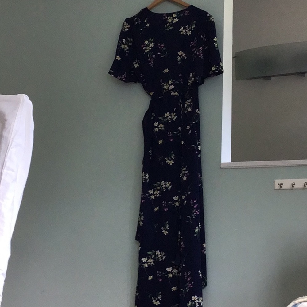 NWT 12 High Low MIDI Dress Navy MIDI Dress Ditsy Floral from Missguided - Picture 12 of 14